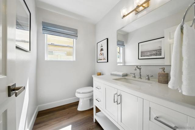 12135 Via San Loreno, San Diego CA: https://media.crmls.org/mediaz/4b865a56-ccb3-4cf1-8522-ee5c1349888d.jpg