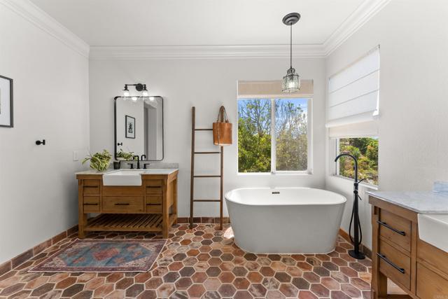 1413 Rivercrest Road, San Marcos CA: https://media.crmls.org/mediaz/4b87aae4-3c3d-4e96-8d47-e8b2818ca642.jpg
