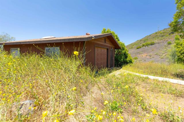 Home for Sale in Valley Center