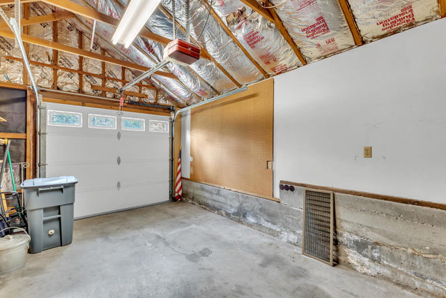 53200 Forest Lake Drive, Idyllwild CA: https://media.crmls.org/mediaz/4b88062c-db68-458b-8d66-e28e2df655ed.jpg