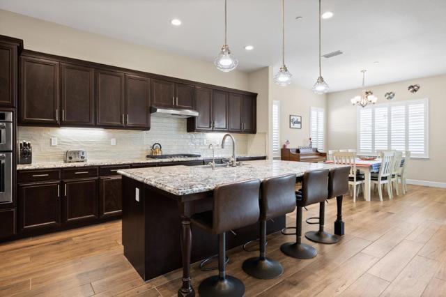 36 Freeport Court, Discovery Bay CA: https://media.crmls.org/mediaz/4b888208-f7ae-4aa5-a035-423fbe2298e6.jpg
