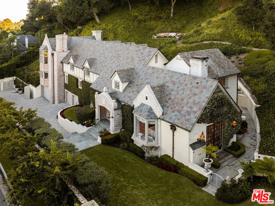 MLS #26874329 image #1