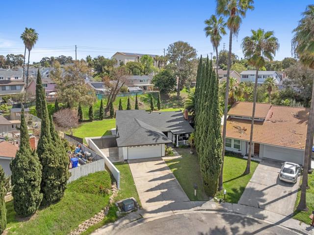 6065 Nancita Ct, San Diego CA: https://media.crmls.org/mediaz/4b8a9f68-095d-48ae-a77f-d6ea85a19b96.jpg