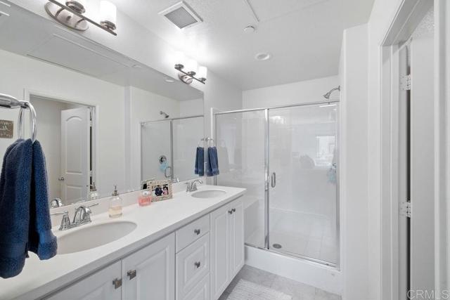Image 23 of 39 For 2424 Verano Way