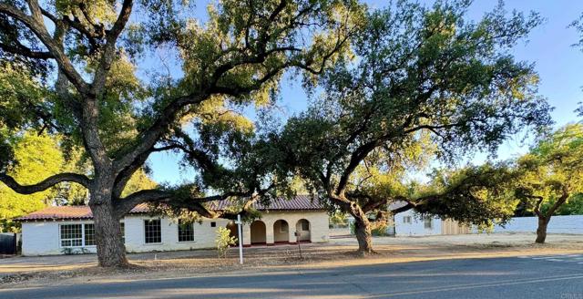 820 E Gettysburg Avenue, Fresno CA: https://media.crmls.org/mediaz/4b8b814b-a8a7-4ca9-a5be-63cde7f558fb.jpg