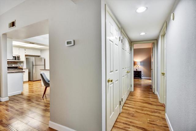 1086 Summerplace Drive, San Jose CA: https://media.crmls.org/mediaz/4b8bcb51-0ae8-4939-aab9-b80b40dff046.jpg