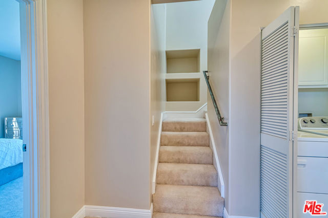 1008 Harbor Crossing Lane, Marina del Rey CA: https://media.crmls.org/mediaz/4b8bdd9c-ae98-4dbd-8b81-2aa58e880d2d.jpg