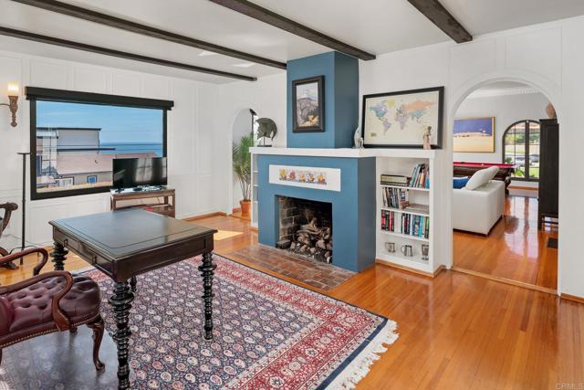 4397 Piedmont Drive, San Diego CA: https://media.crmls.org/mediaz/4b8d9d68-400c-49c1-965f-acaa5cff7411.jpg