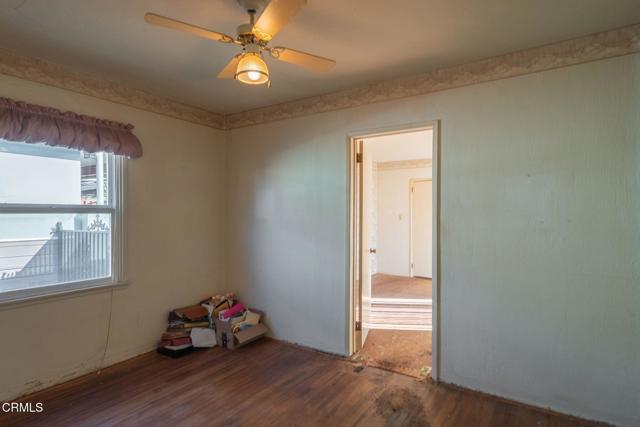 Detail Gallery Image 11 of 18 For 528 Howard St, Ventura,  CA 93003 - 3 Beds | 2 Baths