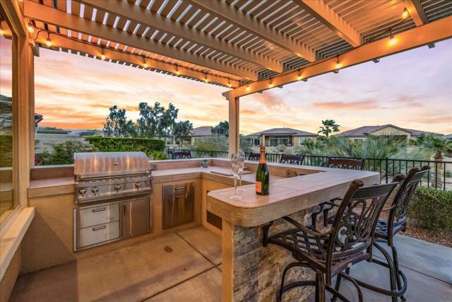 72 Barolo, Rancho Mirage CA: https://media.crmls.org/mediaz/4b8fece8-f6d9-421c-91d4-343f791424b6.jpg