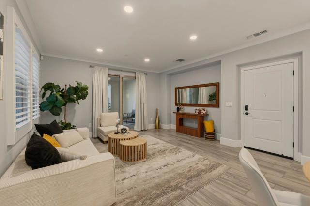 1057 Foxglove Place, San Jose CA: https://media.crmls.org/mediaz/4b902713-92d9-4674-b547-373cac85def6.jpg