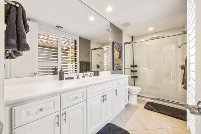 6 Barnard Court, Rancho Mirage CA: https://media.crmls.org/mediaz/4b936350-d1dc-4826-ad60-633cbd158e4f.jpg