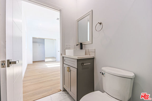 1923 Carmona Avenue, Los Angeles CA: https://media.crmls.org/mediaz/4b9380d9-14f5-4b87-93e1-b8d7a017c2f0.jpg