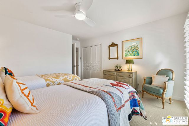 2367 S Yosemite Drive, Palm Springs CA: https://media.crmls.org/mediaz/4b946821-aab3-4f40-8c63-830501030287.jpg