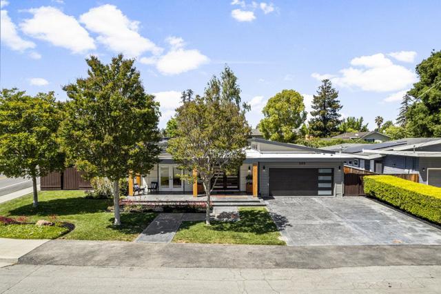 599 Dawn Drive, Sunnyvale CA: https://media.crmls.org/mediaz/4b94852d-f397-45d8-951c-39c91c2cd2f1.jpg