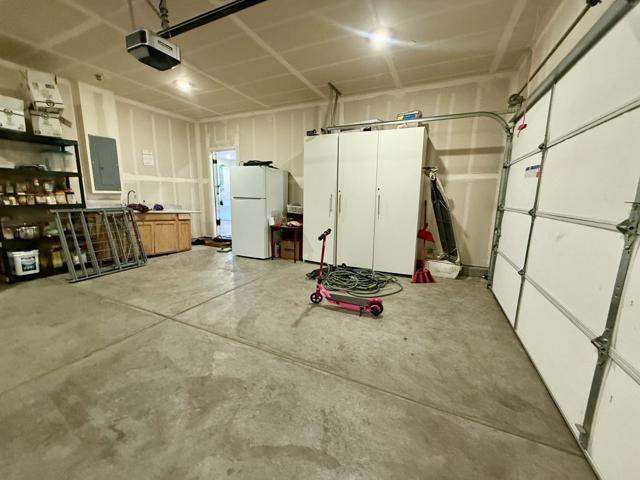 2121 Stagecoach Road, Patterson CA: https://media.crmls.org/mediaz/4b94a09f-36c1-491a-aa9d-13ff85a5abcd.jpg