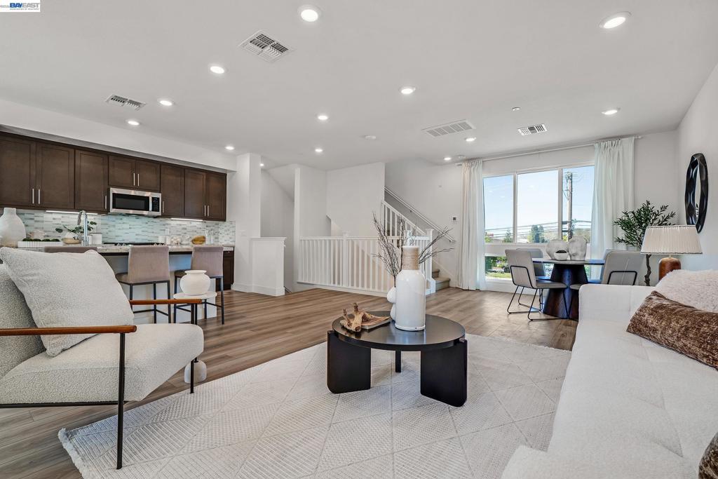 45208 Fremont Blvd #1004