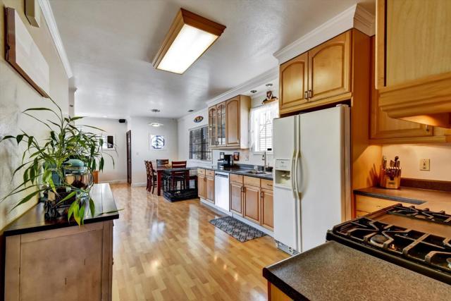 241 Terrace Avenue, San Bruno CA: https://media.crmls.org/mediaz/4b95f187-d5fc-4715-842d-f88a7fdef413.jpg