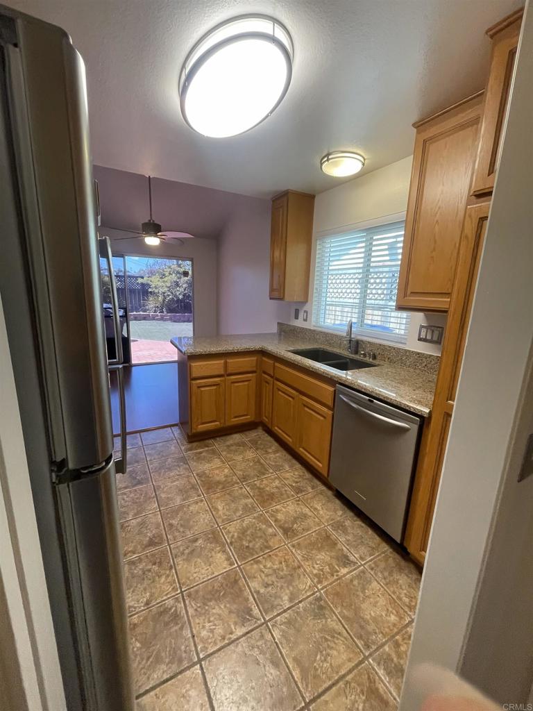 1612 Bridgeview Drive - photo 8