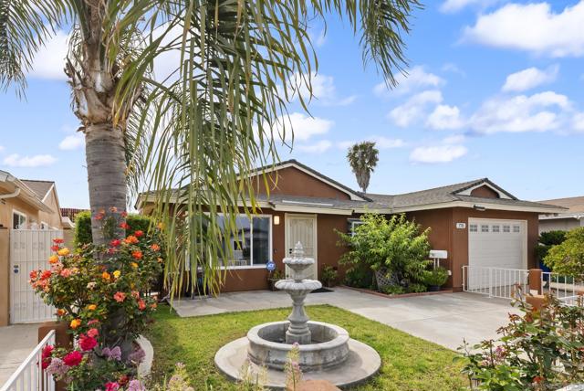 770 Kedzie Ave, San Diego CA: https://media.crmls.org/mediaz/4b96294f-54a2-4351-bdfc-0732e8a0dc06.jpg