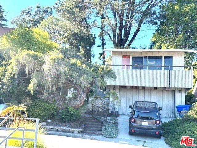 1411 Sunset Avenue photo 2