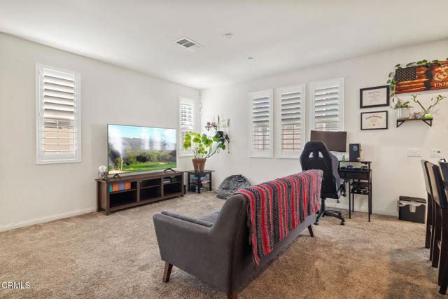 254 Hydrangea Street, Fillmore CA: https://media.crmls.org/mediaz/4b96d85b-5fc9-485e-a654-d11c484406ee.jpg