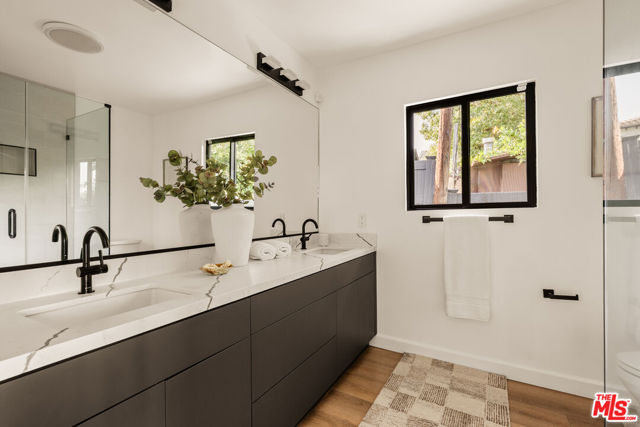 5931 Abernathy Drive, Los Angeles CA: https://media.crmls.org/mediaz/4b973b7c-0320-4cef-9040-b7aad2542881.jpg