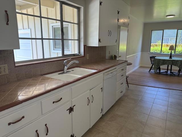 1970 Assunta Way, San Jose CA: https://media.crmls.org/mediaz/4b978c9c-ef2d-420c-95c1-1ae8c31c0280.jpg