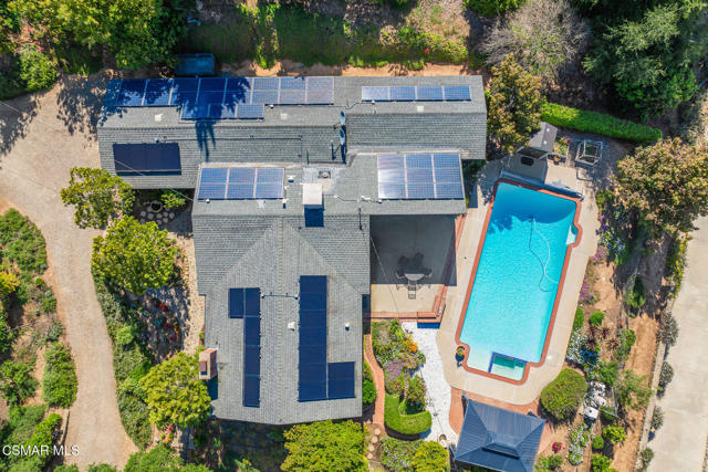 1585 Loma Drive, Ojai CA: https://media.crmls.org/mediaz/4b97e2f3-e2ba-4c61-afcb-eca77df189ca.jpg
