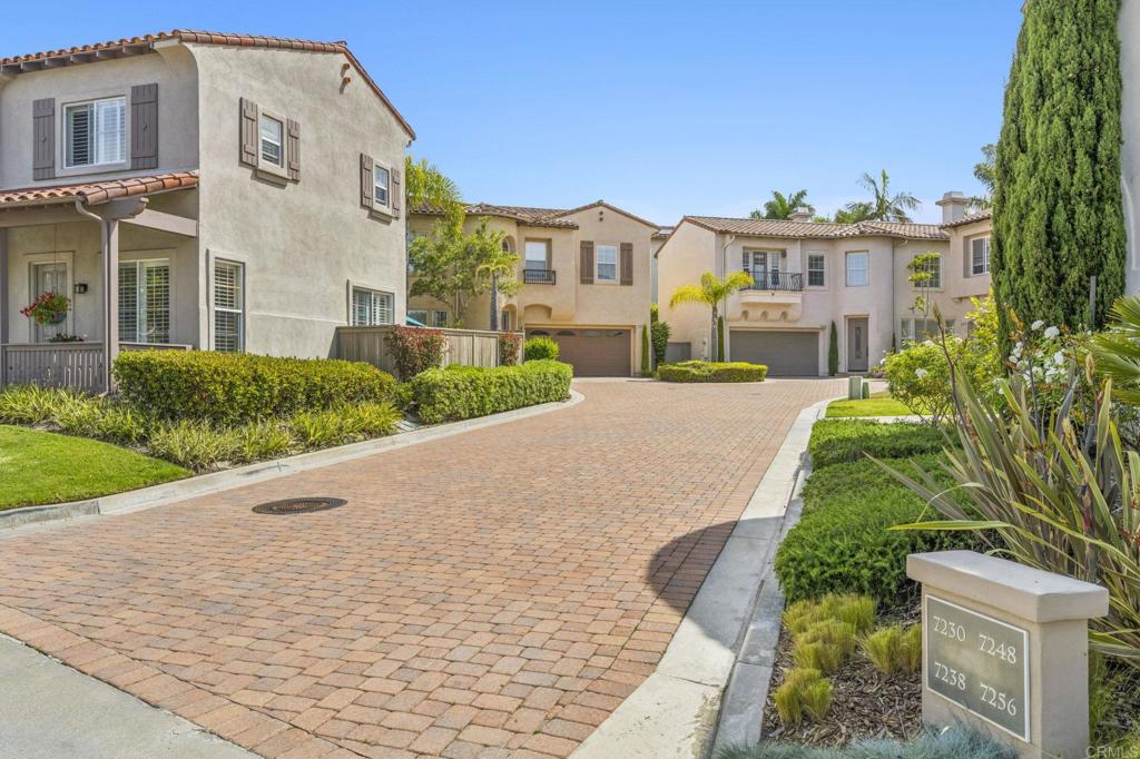 7256 Surfbird Circle