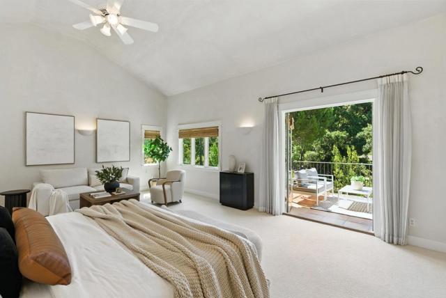 45 Sneckner Court, Menlo Park CA: https://media.crmls.org/mediaz/4b9a9e48-30cf-4524-8c3b-b855bca99fd3.jpg