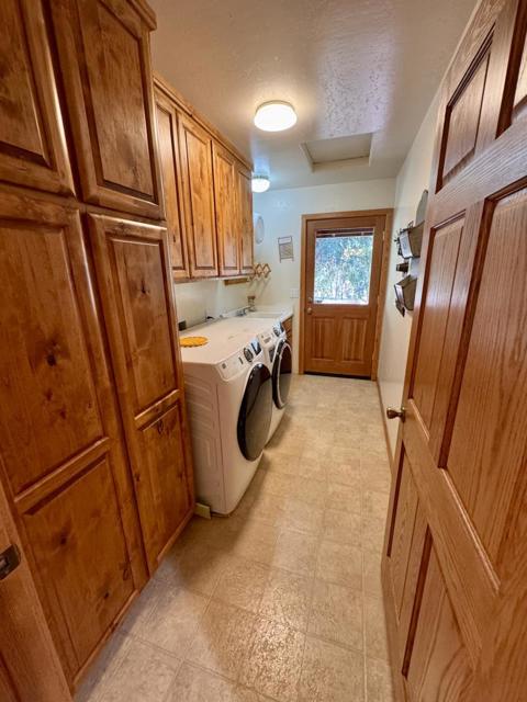 14543 Kathy Lane, Pioneer CA: https://media.crmls.org/mediaz/4b9b8303-3efd-468c-b58f-49919afd7f2d.jpg