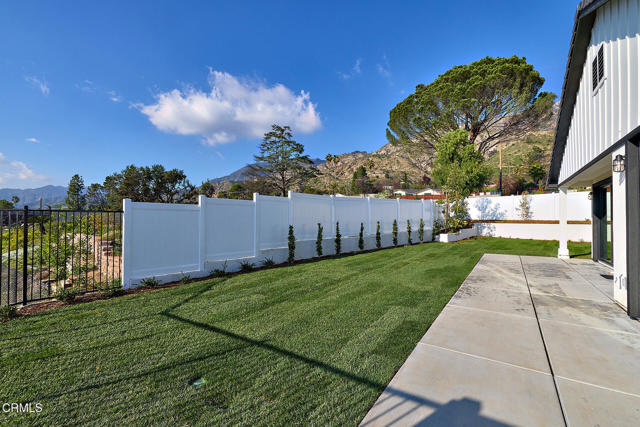 Detail Gallery Image 31 of 36 For 3245 Arrowhead Ct, Altadena,  CA 91001 - 4 Beds | 3/1 Baths