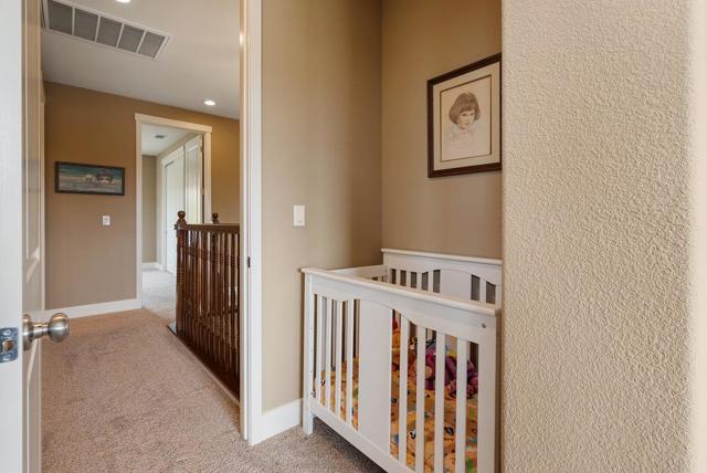 1515 Sunflower Drive, Hollister CA: https://media.crmls.org/mediaz/4b9d7e48-9e24-4d3f-af92-b47e2433b47b.jpg