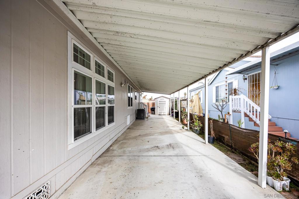 MLS #250038022SD image #28