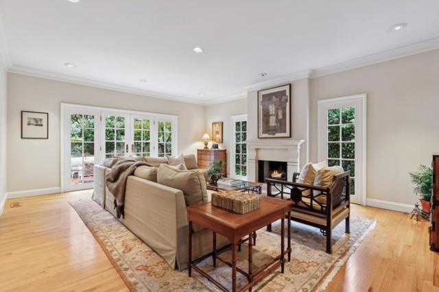 106 Pepper Avenue, Burlingame CA: https://media.crmls.org/mediaz/4ba0cea8-29df-44ed-b07f-ff9e40990dd1.jpg