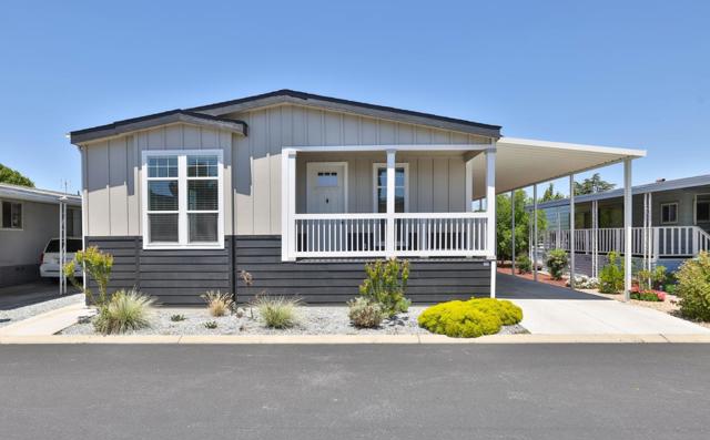 513 Olivian Drive, San Jose CA: https://media.crmls.org/mediaz/4ba0dc4d-180a-4a1f-b5b8-ba6c76f10491.jpg