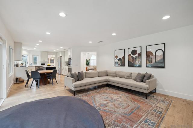 28145 Shady Meadow Ln, Yorba Linda CA: https://media.crmls.org/mediaz/4ba1245a-a781-4d59-87ff-6e33dd2fadac.jpg