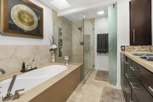 72806 Fleetwood Circle, Palm Desert CA: https://media.crmls.org/mediaz/4ba290fc-71ad-452b-805a-cba964f1b135.jpg