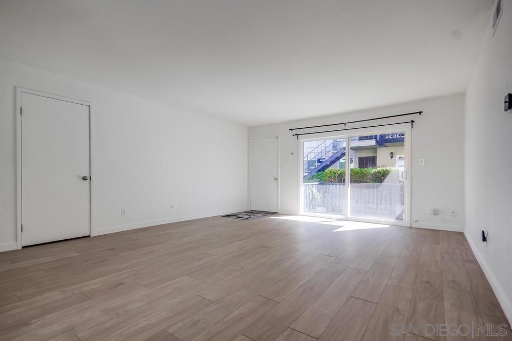 6927 Amherst St - photo 9