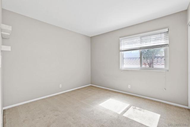 1187 Avenida Azul, San Marcos CA: https://media.crmls.org/mediaz/4ba3950f-0b99-43e5-939f-4f92047179a2.jpg