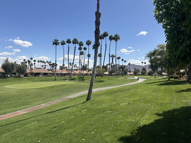186 Madrid Avenue, Palm Desert CA: https://media.crmls.org/mediaz/4ba460e9-9ddc-428d-a4a4-73c2d5a893c4.jpg