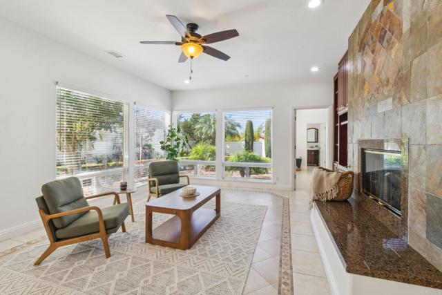 Detail Gallery Image 15 of 48 For 2535 San Clemente Ave, Vista,  CA 92084 - 4 Beds | 4 Baths