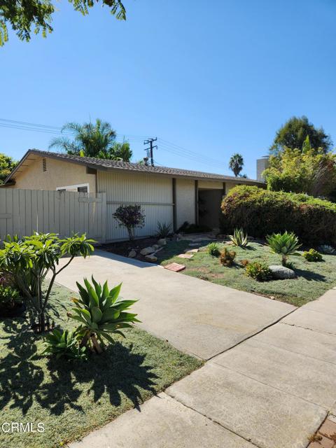 Detail Gallery Image 1 of 26 For 30 E Gainsborough Rd, Thousand Oaks,  CA 91360 - 4 Beds | 2 Baths