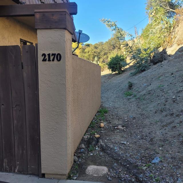 2170 Alpine Glen Pl., Alpine CA: https://media.crmls.org/mediaz/4ba65bd6-efa8-4e2d-b267-82544ae043f6.jpg