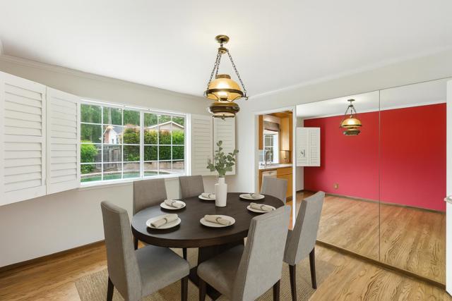 1675 Escalante Way, Burlingame CA: https://media.crmls.org/mediaz/4ba693de-87f1-4256-8a14-43b0eb9cd01b.jpg