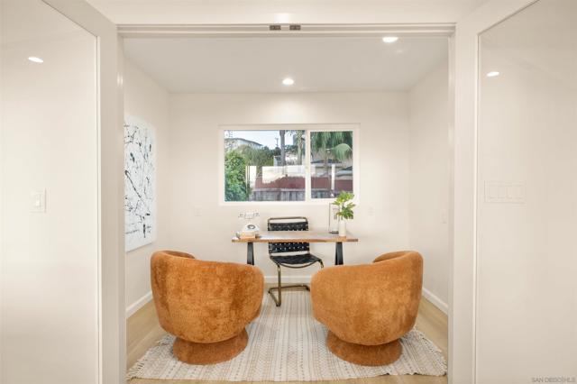 4328 Piedmont Dr, San Diego CA: https://media.crmls.org/mediaz/4ba71c92-b9e7-4c41-a65c-6a59c956cba4.jpg