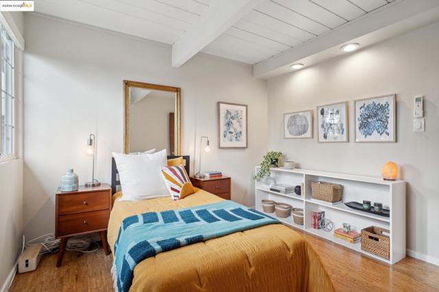 5345 Crown Ct, Castro Valley CA: https://media.crmls.org/mediaz/4ba73311-2702-434c-9b20-b6aaf16d79fd.jpg