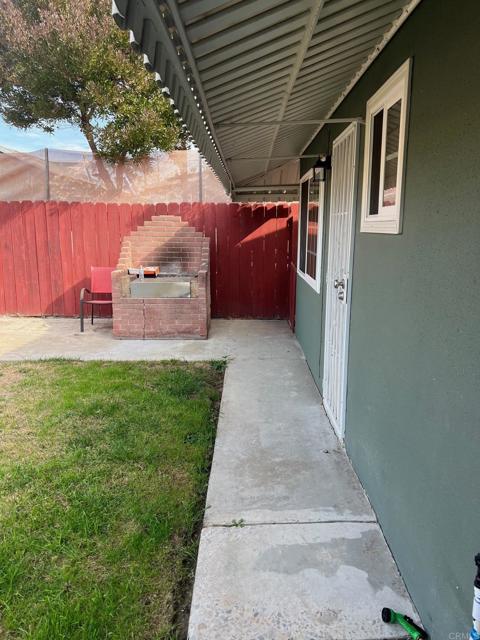 Image 10 of 12 For 357 Hedge Way 1