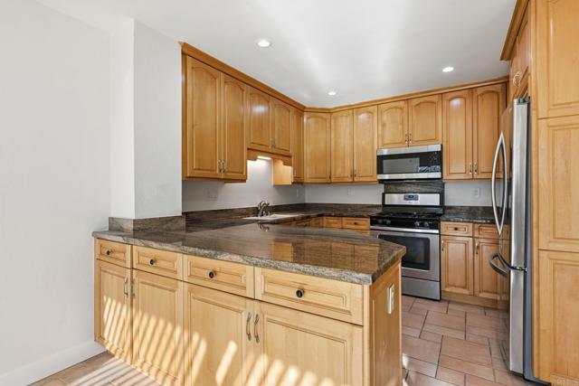 819 Daphne Court, Carlsbad CA: https://media.crmls.org/mediaz/4ba90df8-e82e-448e-98cc-1aae1c538053.jpg